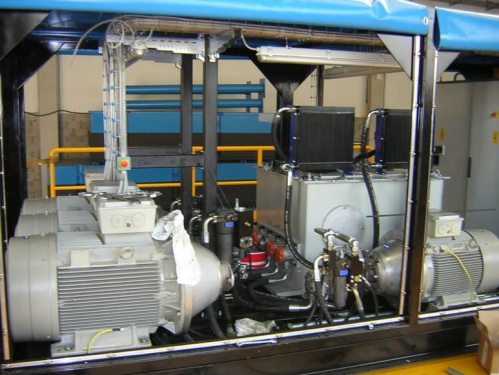 Гидравлический блок с двигателем внутреннего сгорания / для подъемника / для использования на морских судах / для использования в горной индустрии фото 5